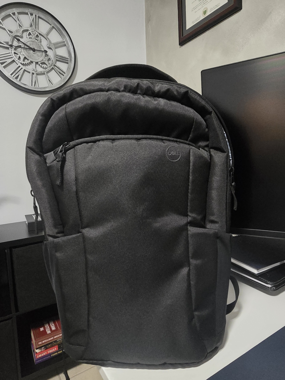 Dell Black Men's Backpack — Slim Everyday Laptop Bag